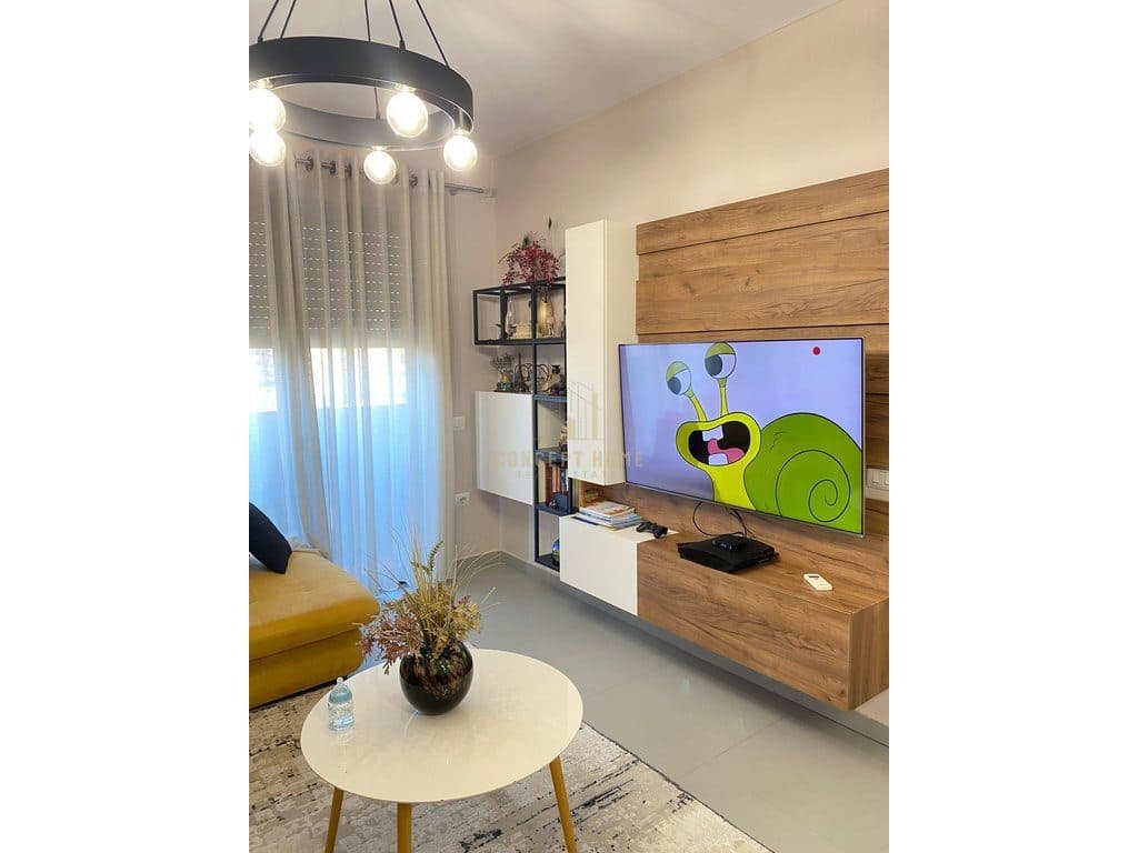 Jepet me qera apartament 1+1 tek Stadiumi Dinamo 2