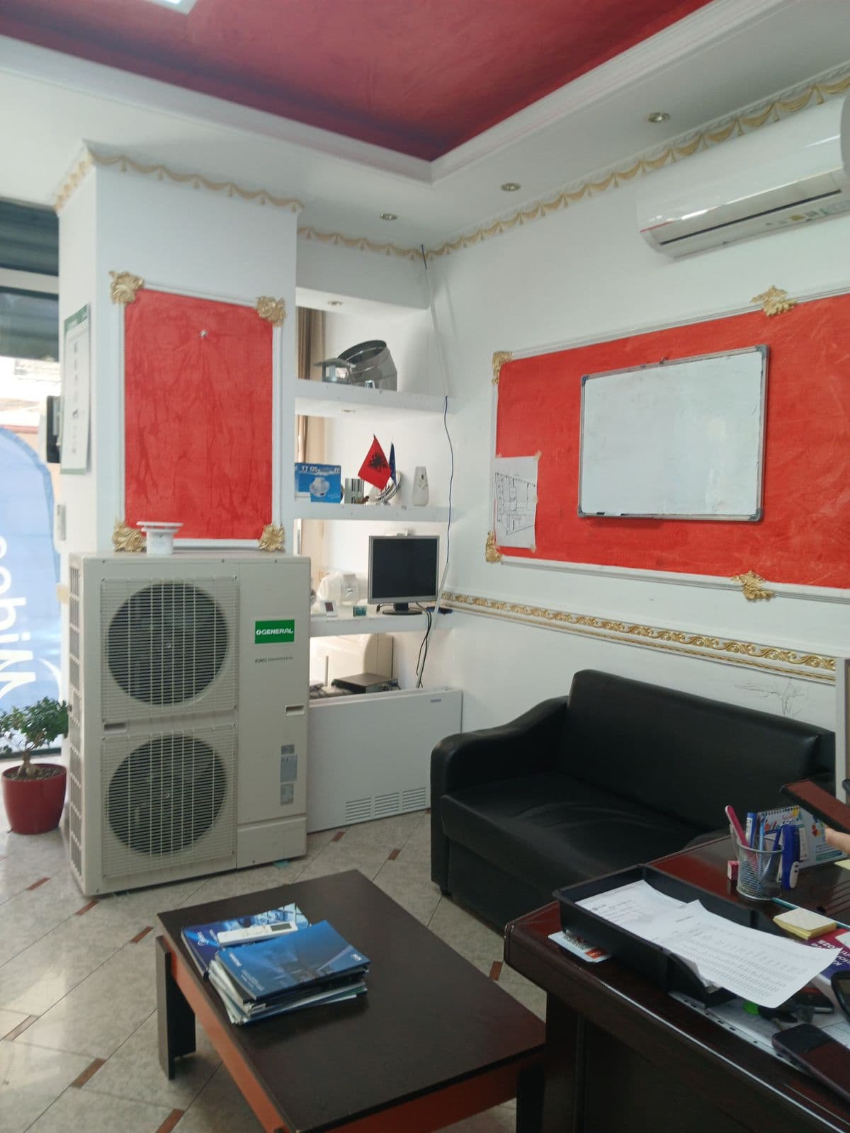 Jepet me qera ambient biznesi 21 3