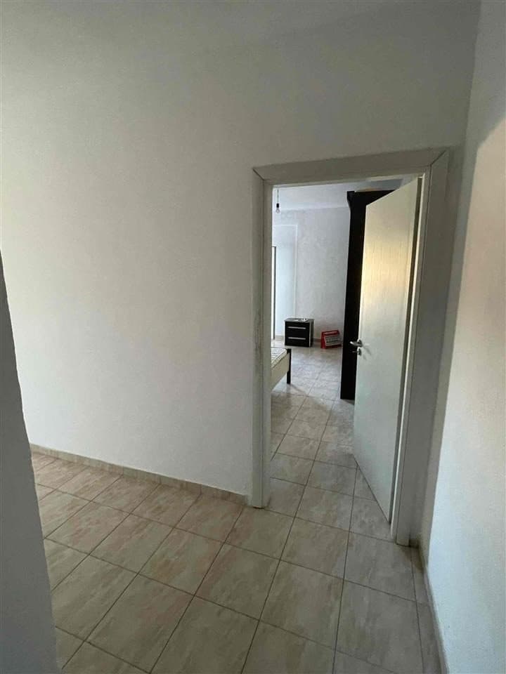 Jepet me qera apartment 1+1 ne Yzberisht 3
