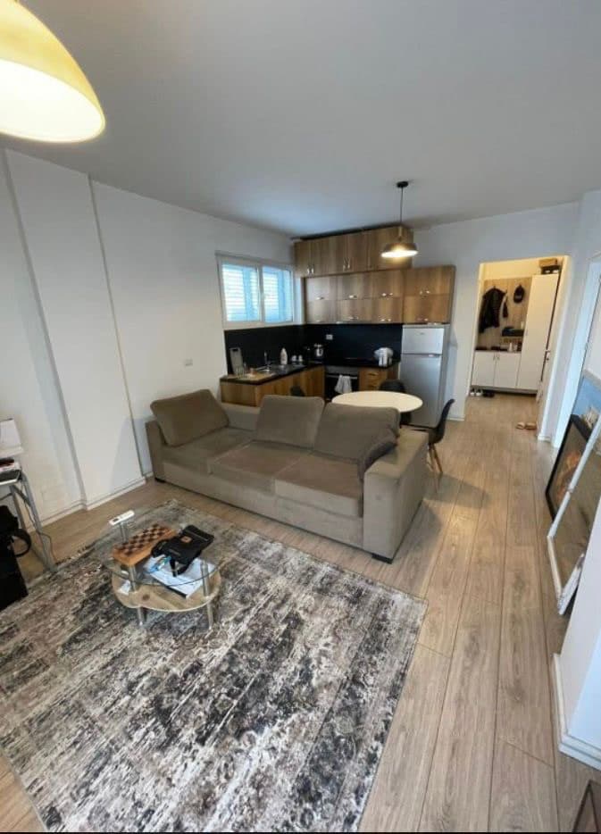 Jepet me qera Apartament 1+1 tek Kopshti Zoologjik
