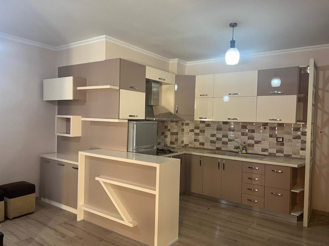 Apartament 2+1 me qira në Astir, Tiranë - 400€ | 97 m² 2