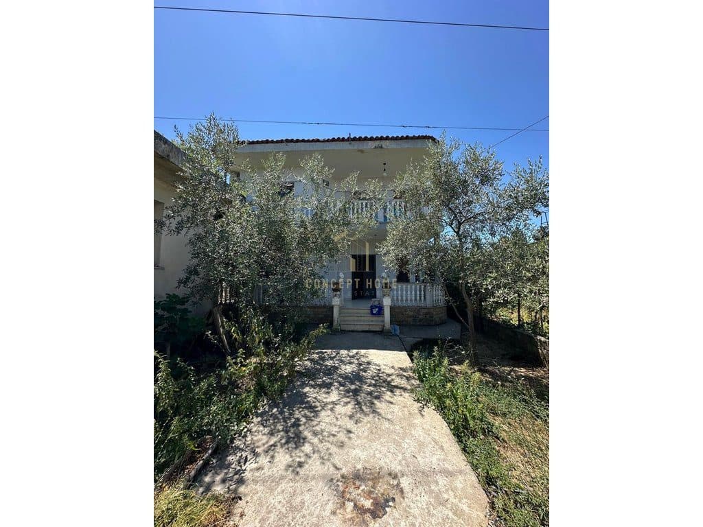 Shtëpi private 2 Kateshe me oborr Per Qira në Laprakë, Tiranë - 500€