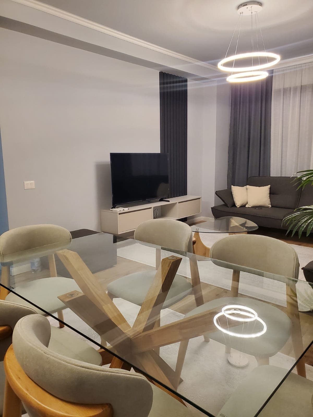 Apartament 2+1+2 Me Qira në Liqeni i Thate, Tiranë - 1500€ | 115 m² 3
