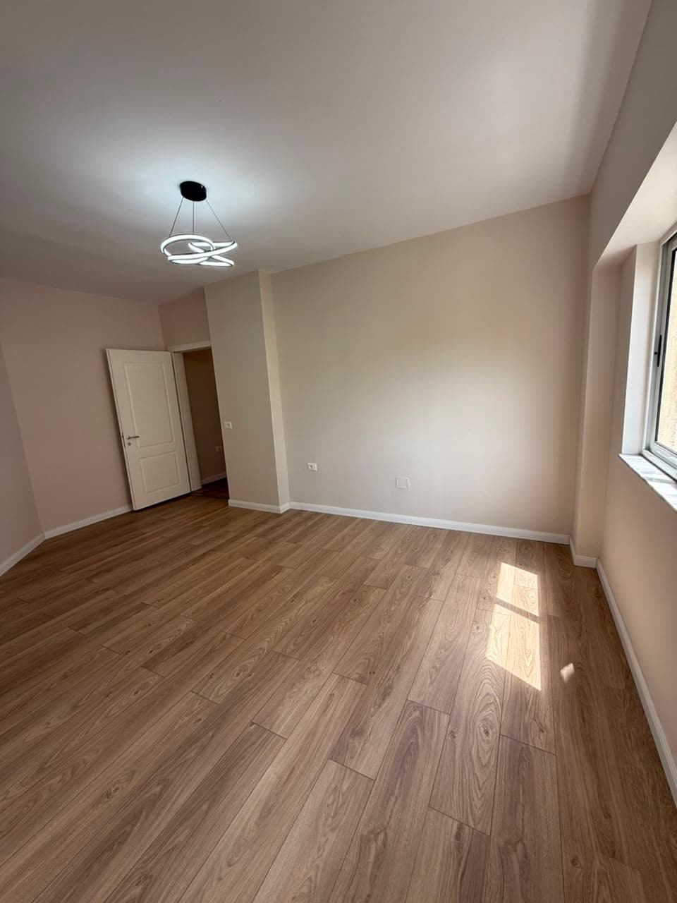 Shitet apartament 1+1 ne Don Bosko