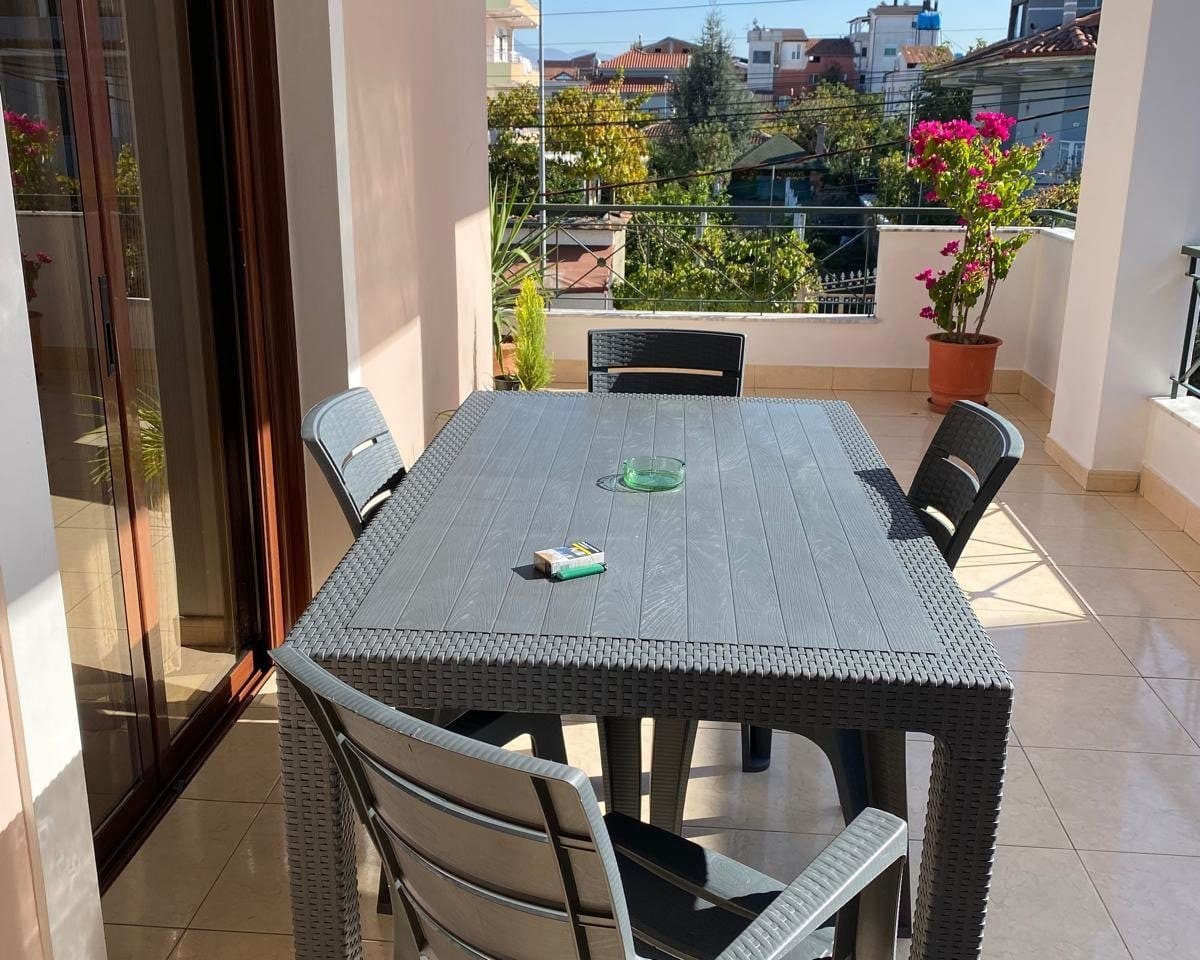 Vilë 3+1 Me Qira në Laprakë, Tiranë - 900€ | 505 m²