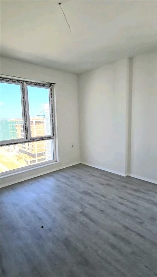 Apartament me qera 3+1 " Univers City"