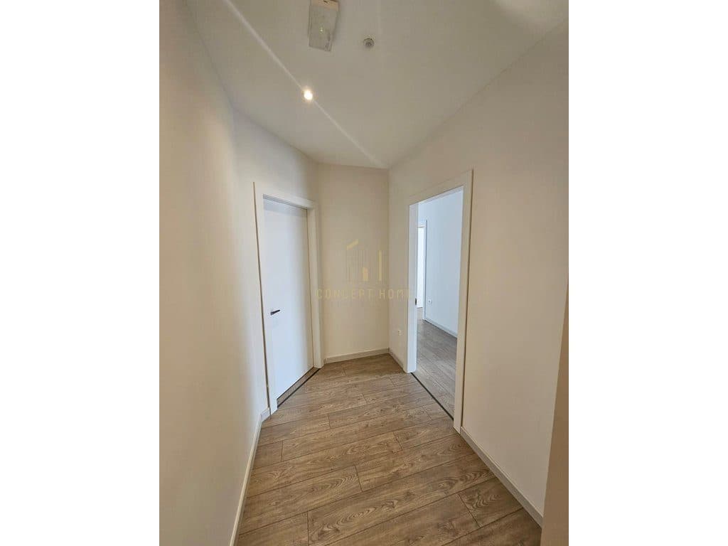 Shitet apartament 2+1+Garzoniere ne Zog te Zi.