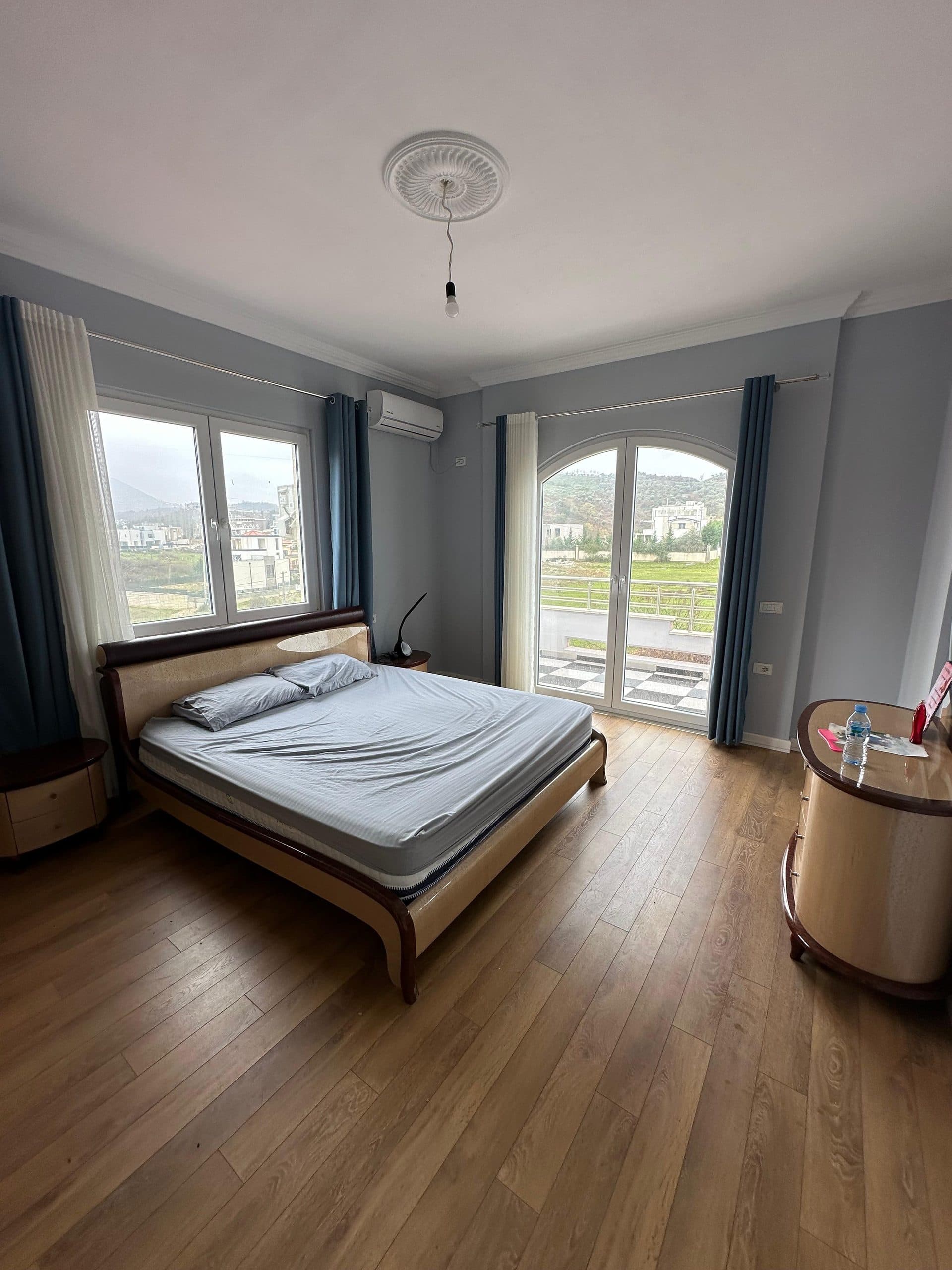 Super Vilë per Qira në Mjull - Bathore, Tiranë - 2000€ | 135 m² për kat. 4