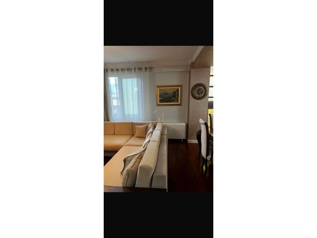 Apartament 3+2 Me Qira tek Sheshi Willson, Tiranë - 2000€ | 140 m² 3