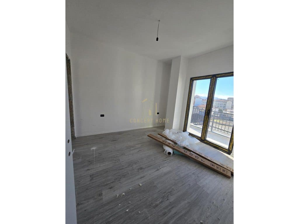 Jepet me qera apartament 2+1 ne Qender