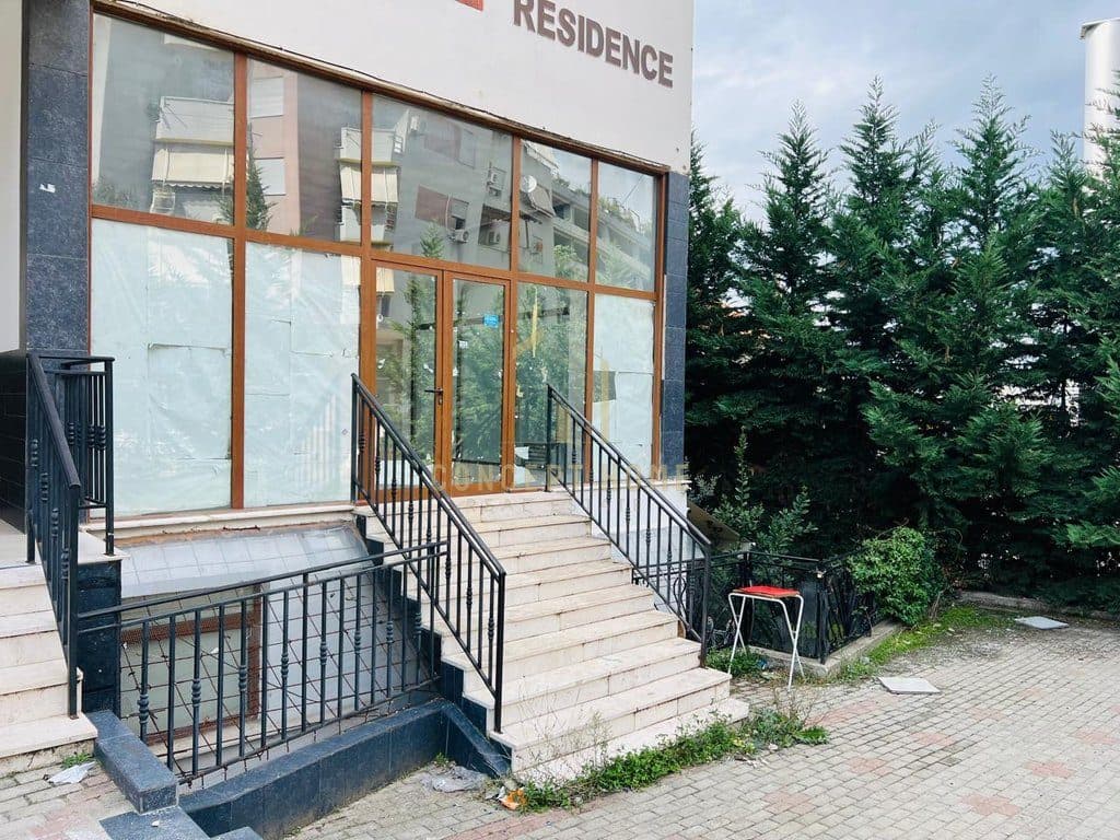 Jepet me qera ambient biznesi ne Fresk