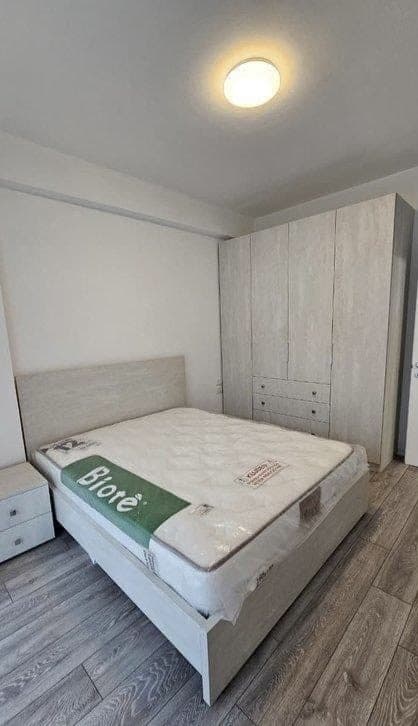 Apartament 2+1 me qera tek Liqeni i Thate 4