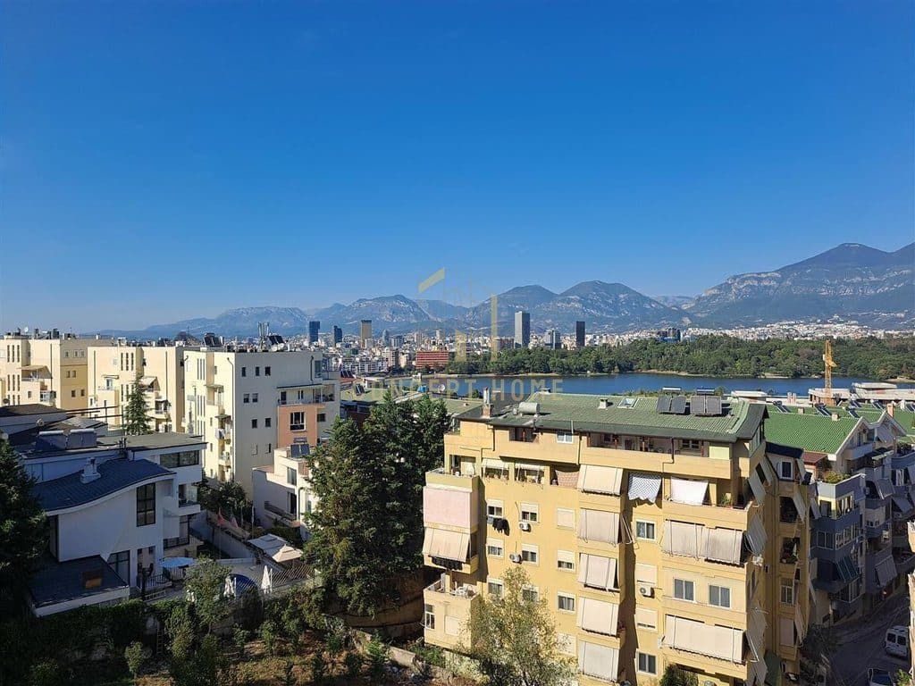 Shitet Apartament 2+1 ne 2