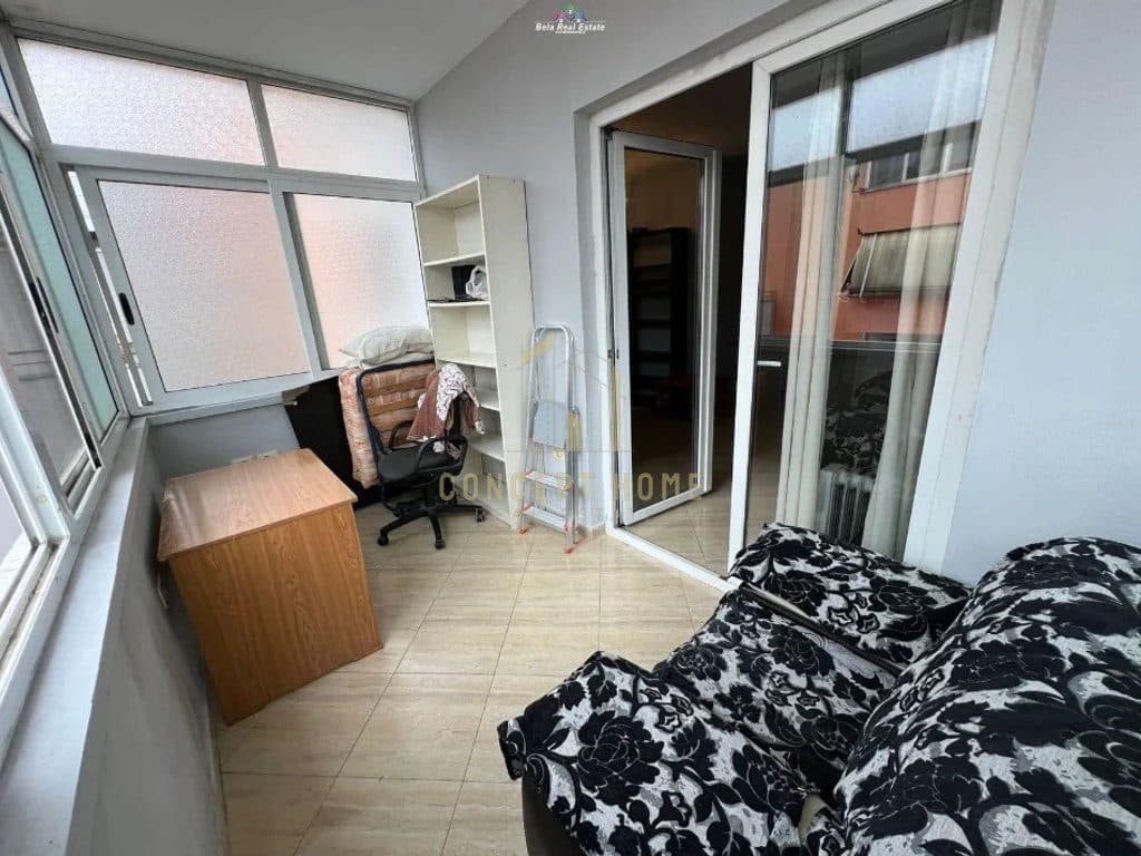 Shitet 4000m2 4