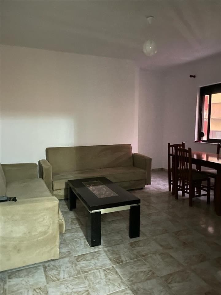 Apartament 1+1 me qira në Brryl të Tiranës - 400€ | 72 m²