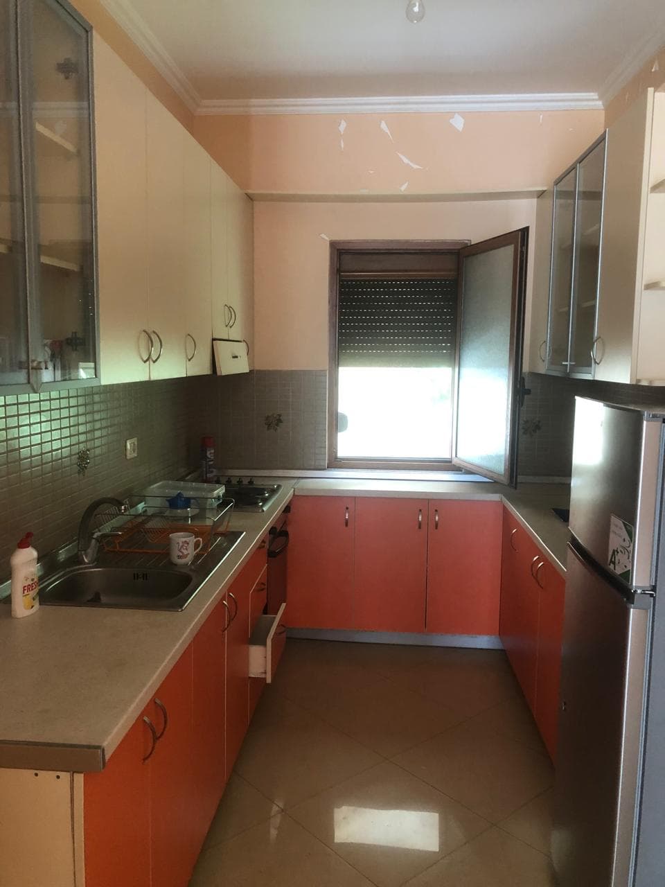 Jepet me qera apartamenti 2+1+2 te 5 Maji