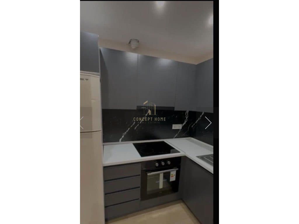 Jepet me qera apartament 2+1 Ne Xhamllik/49,000 leke 2