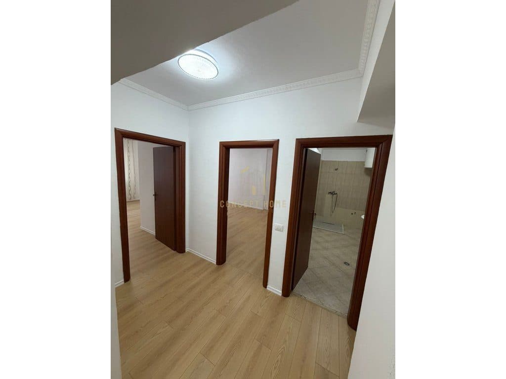 Shitet apartament 2+1 ne Fresk 2