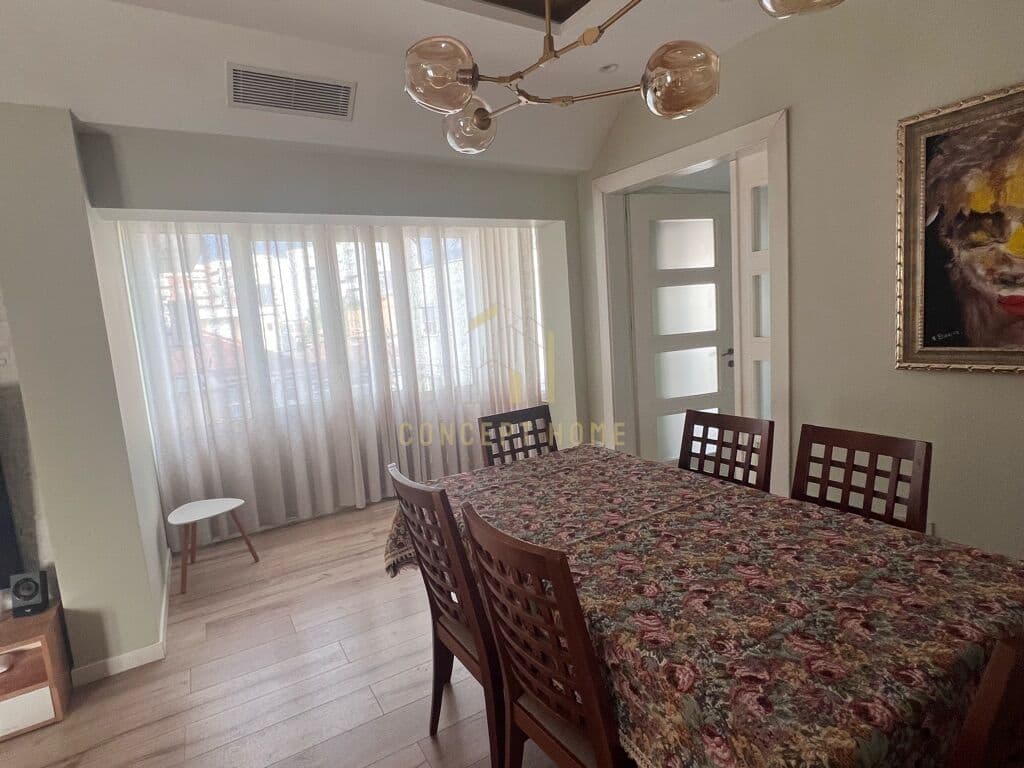 Apartament me Qira 2+1+2 , Ali Demi , prane fushave 4