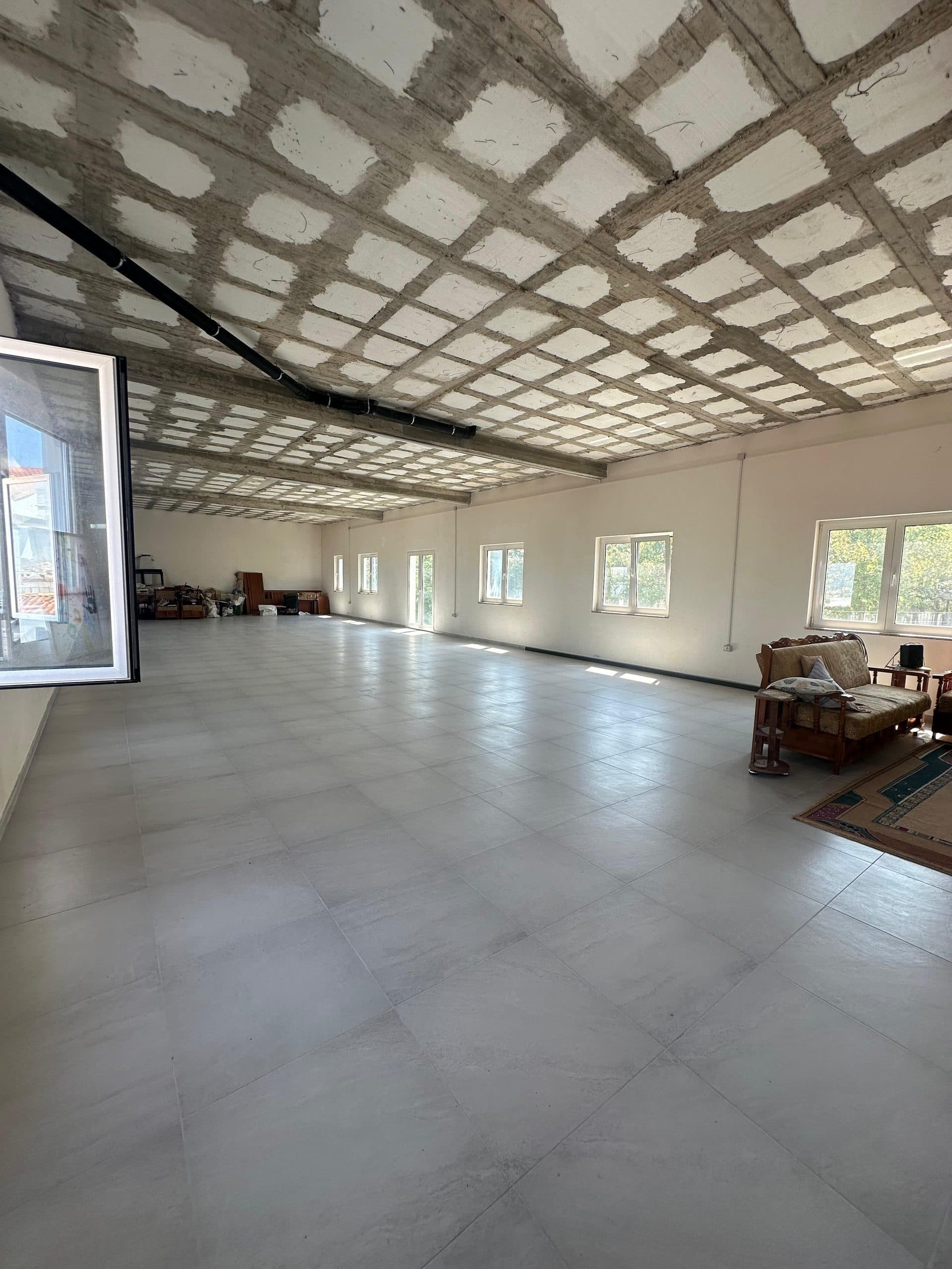 Ambient me qera ne Yrshek / 750 €/ muaj