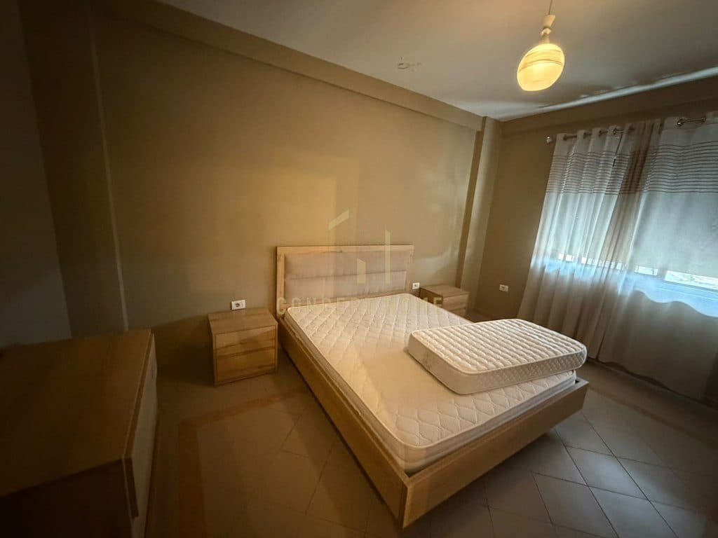 Jepet me qera Apartament 2+1 ne Kamez