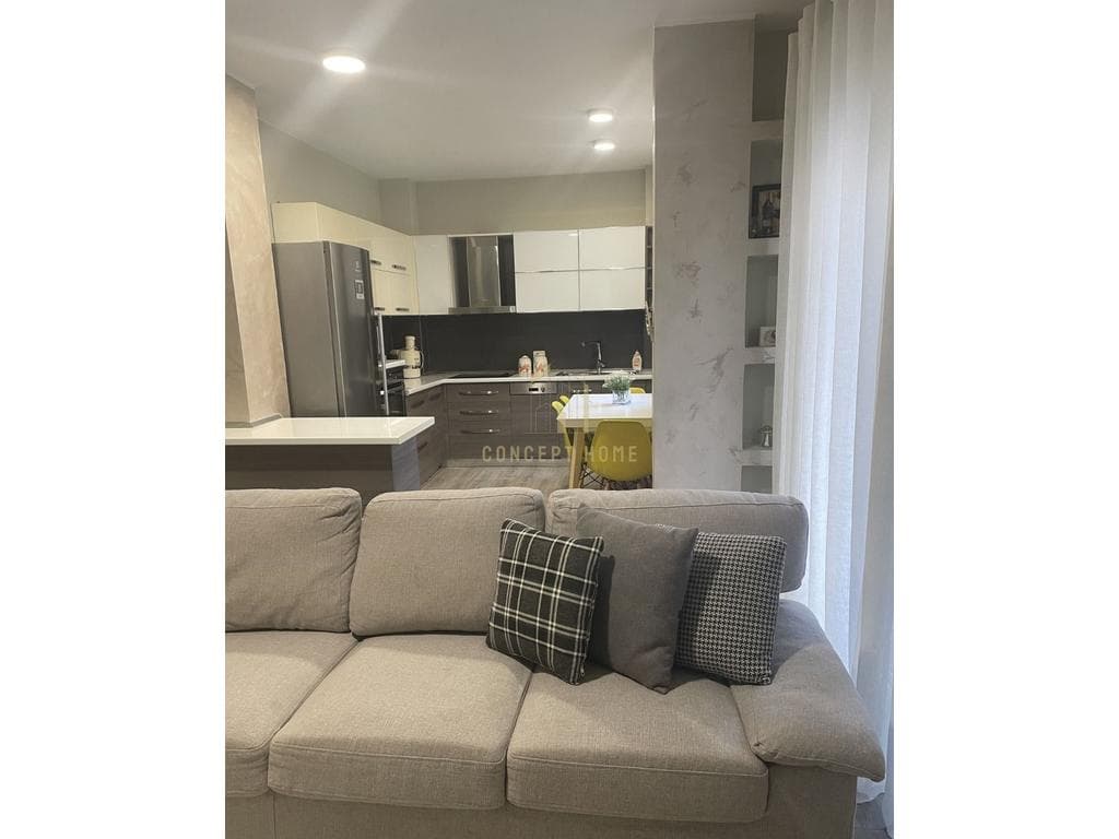 Shitet Apartament 2+1 tek Kodra e Diellit 2