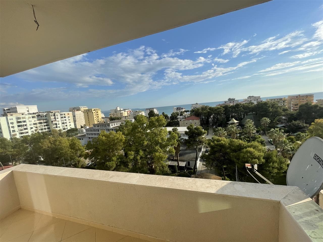 Shitet Apartament ne Durres 3
