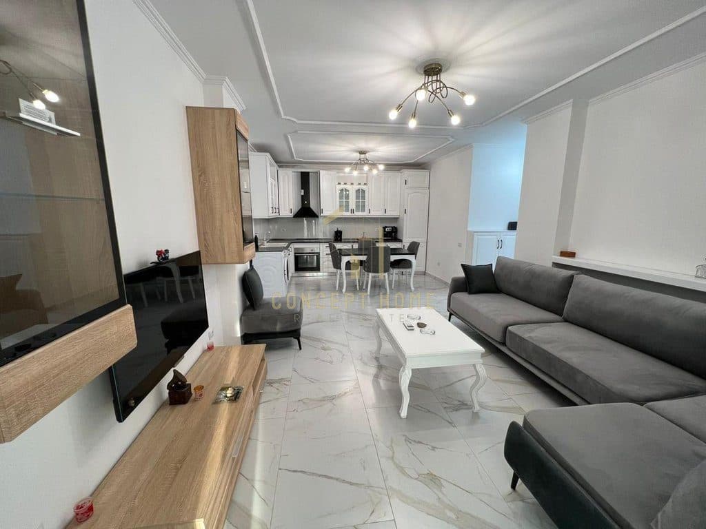 Apartament 2+1+2 Me Qira në Bllok, Tiranë - 1200€ | 105 m²