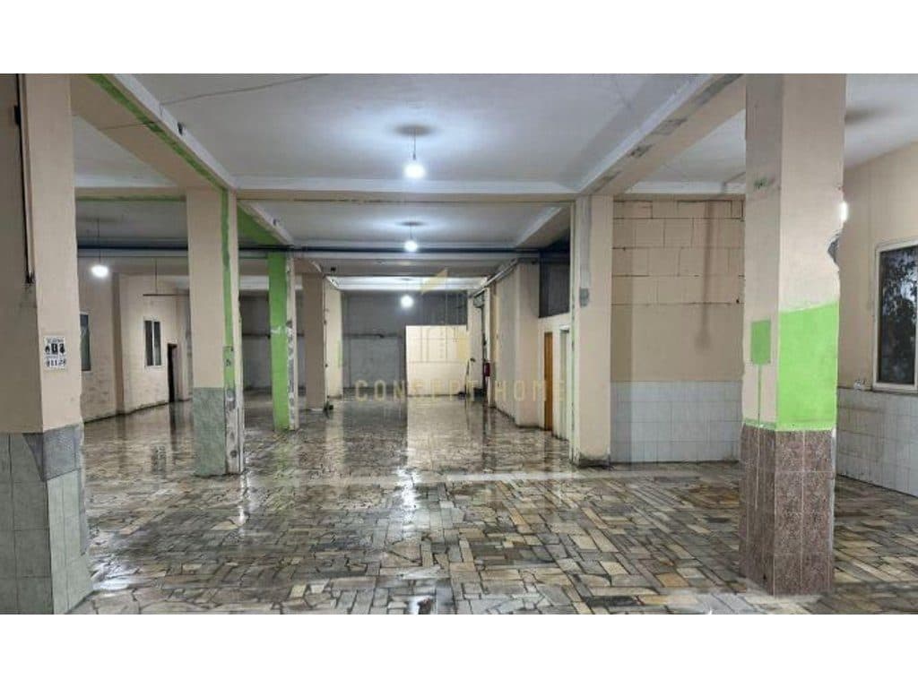 Jepet me qera magazine ne Yzberisht / 2500 euro 3