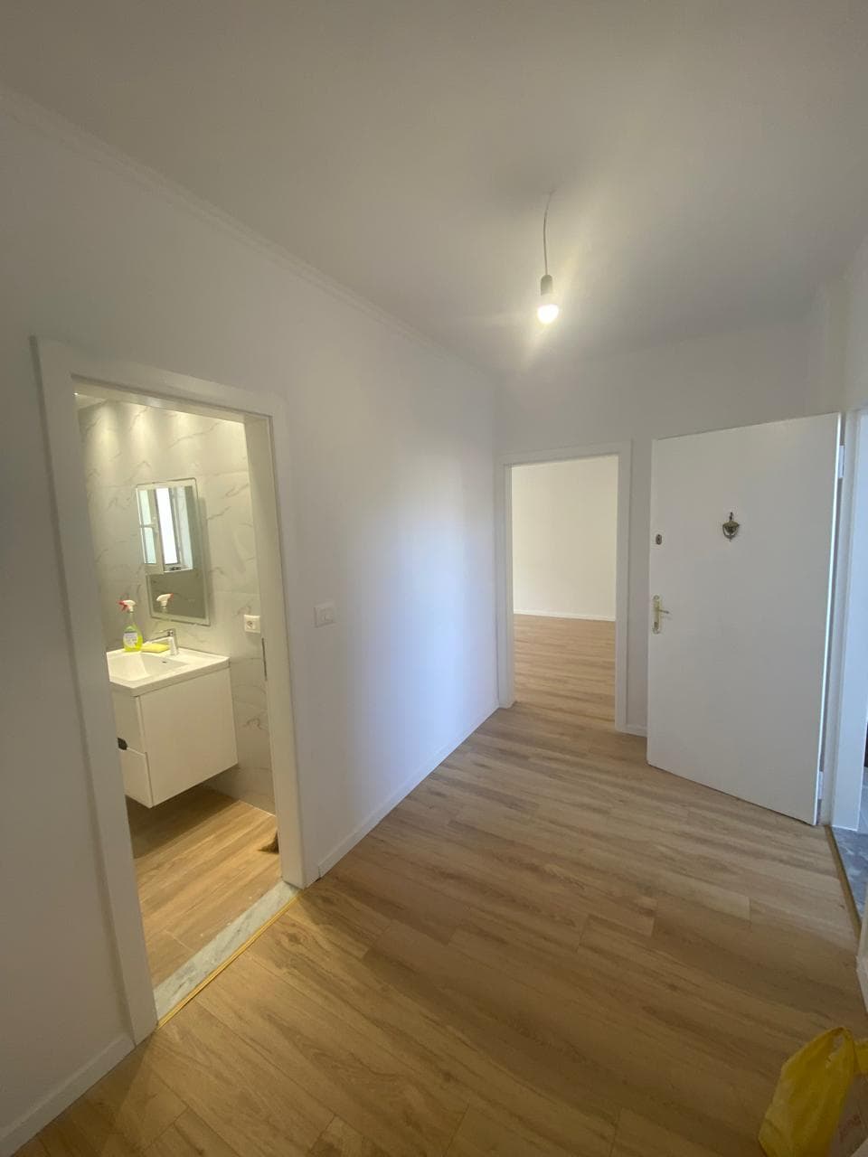 Apartament 1+1 në shitje në Ali Demi, Tiranë - 80000€ | 56 m² 2