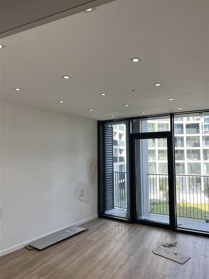 Jepet Zyre me qera 1+1 te Lake View Residence / 1200 Euro 2