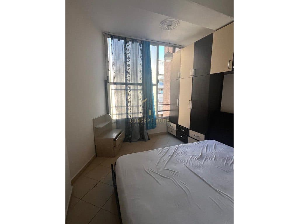 Jepet me qera apartament 1+1 ne