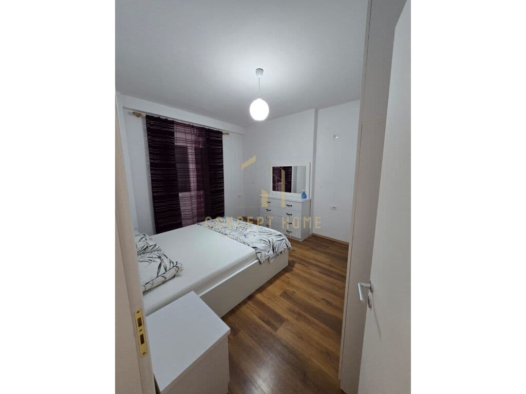 Jepet apartament me qera 2+1 ne Ali Dem 4