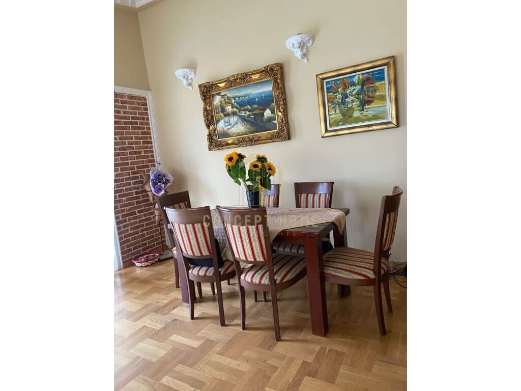 Penthouse 3+2 për Qira në Kopshti Zoologjik, Tiranë - 1000€ | 300 m² 3
