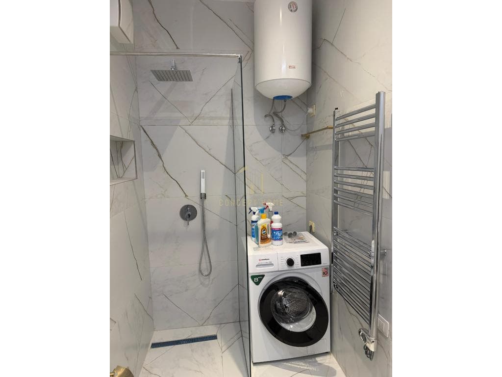 Jepet me qera apartament 2+1+2 ne 5 Maj 4
