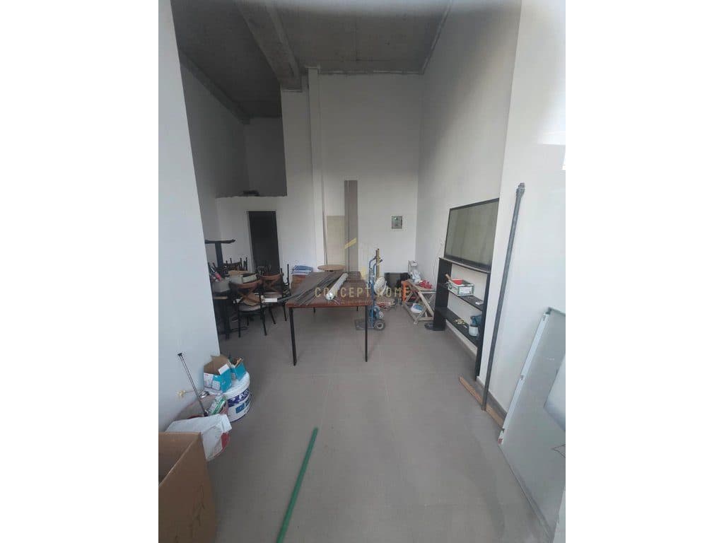Shitet Dyqan Bulevardi i ri/170.000€
