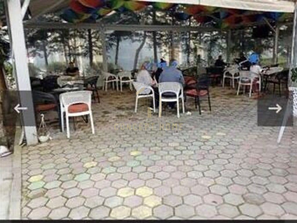 Shitet Lokal tek Pallatet Cabej 4