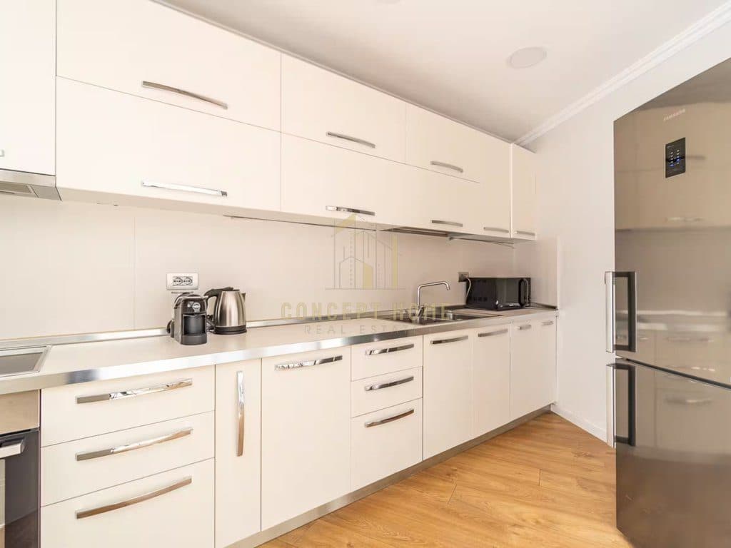 Jepet me qera apartament 2+1 ne Qender 4