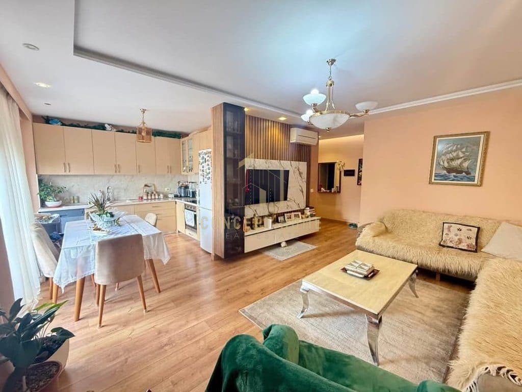 Apartament 3+1 Për Shitje në Kopshti Botanik, Tiranë - 315,000€ | 120.7 m² 2