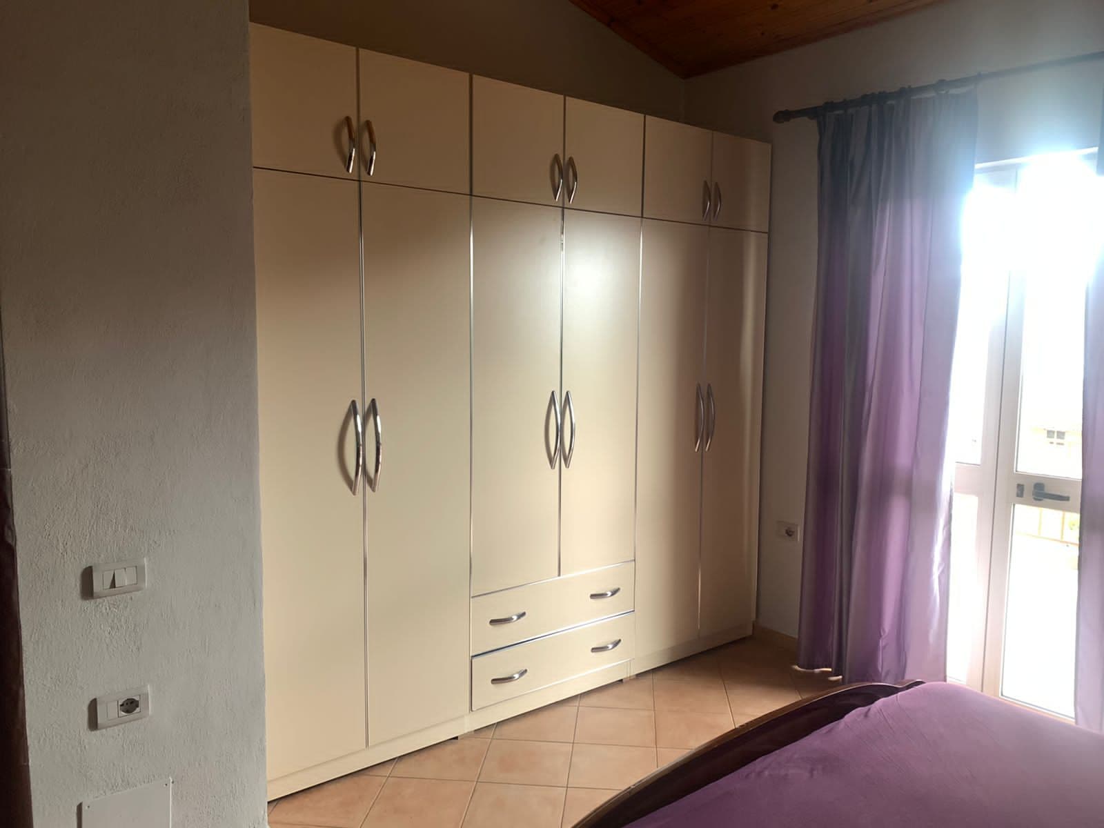 Apartament 2+1 me qira në Ali Demi, Tiranë - 400€ | 150 m² 2