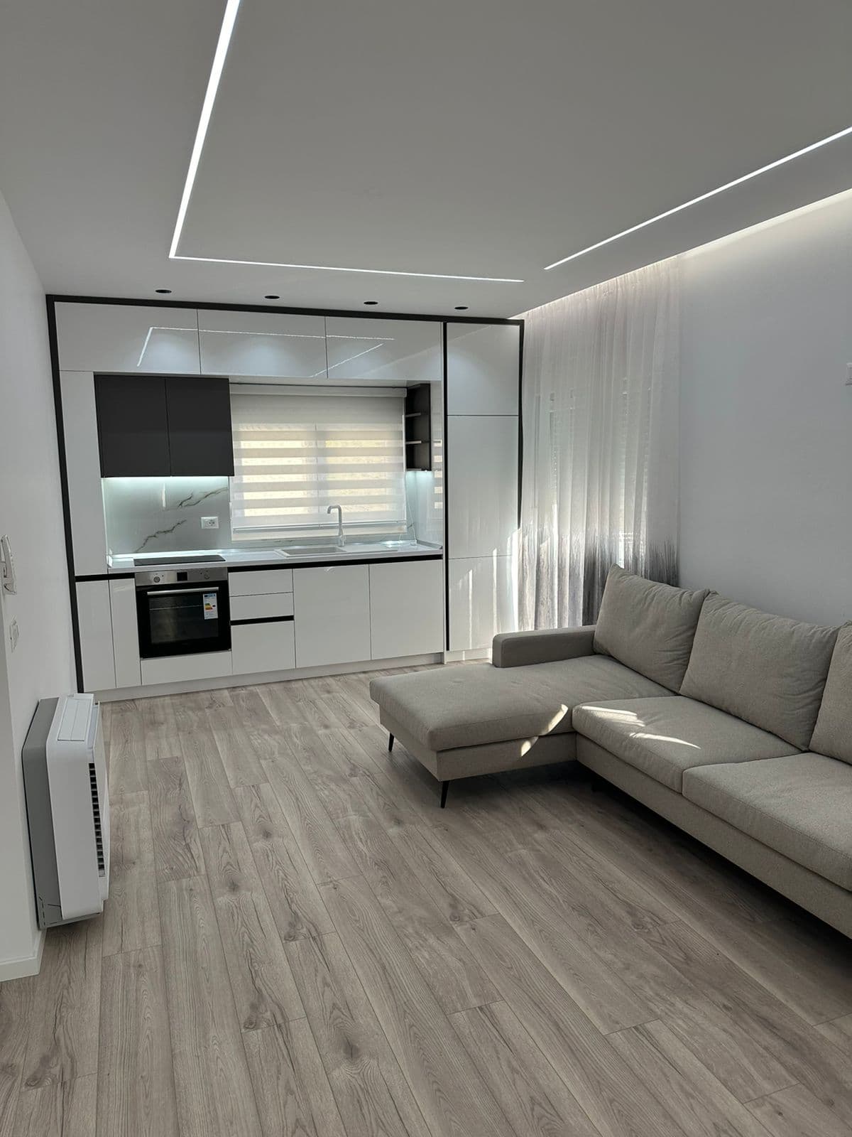 Jepet me qera apartment 2+1 ne Bllok- 800€/muaji