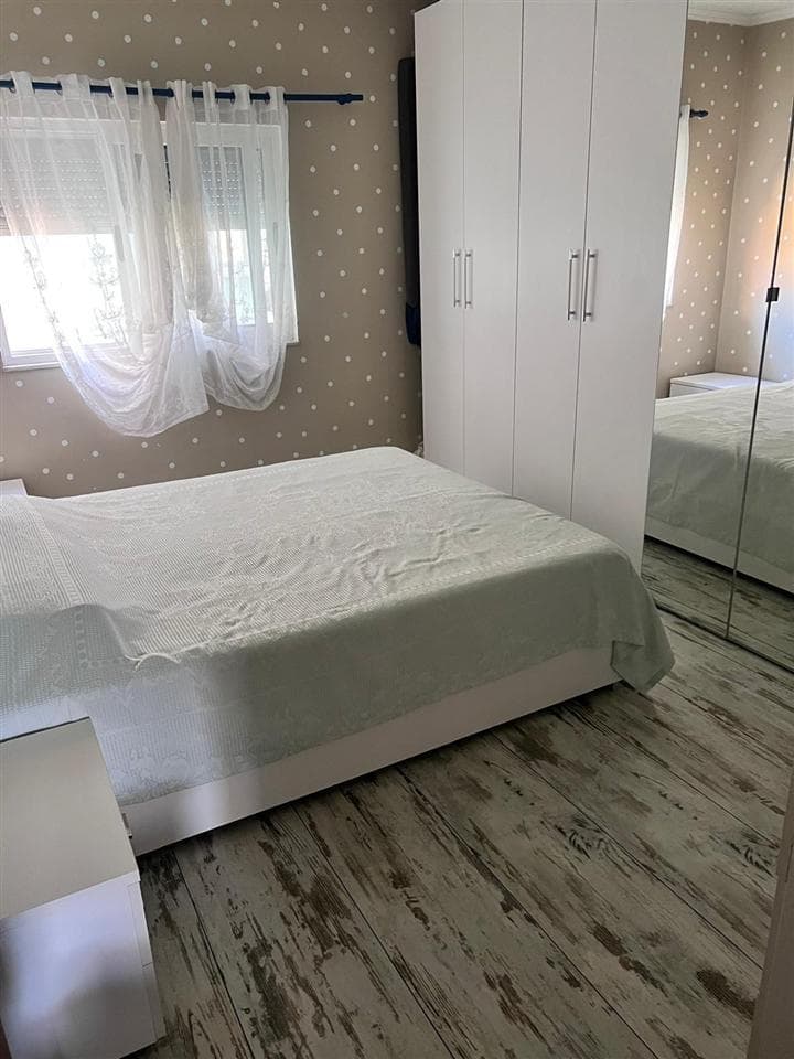 Jepet me qera super apartament 2+1 Te Komuna Parisit 4