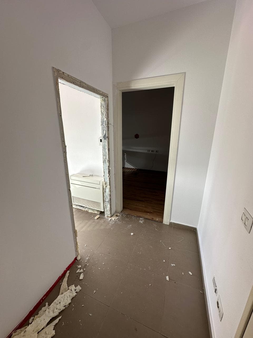 Apartament 1+1 Me Qira Për Zyra tek Zogu Zi "Ring Center" , Tiranë – 1000€ | 85 m² 4