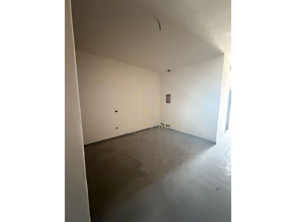 Jepet ambient me qira ne Paskuqan 3
