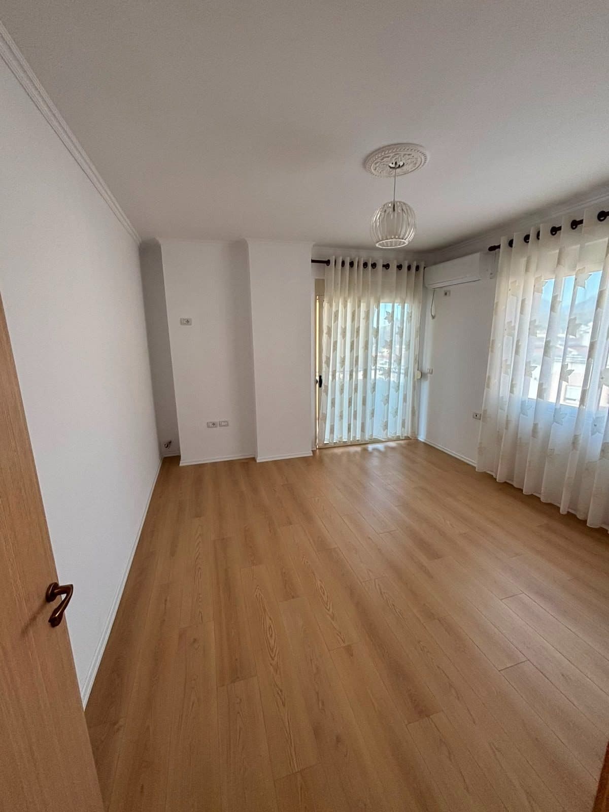 Apartament 2+1 në shitje në Fresk, Tiranë - 135,000€ | 73.5 m²