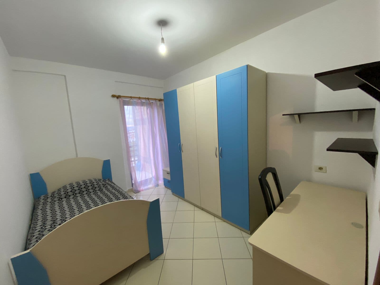 Apartament 3+1+2 për Qira në Astir, Tiranë - 470€ | 144 m² 4