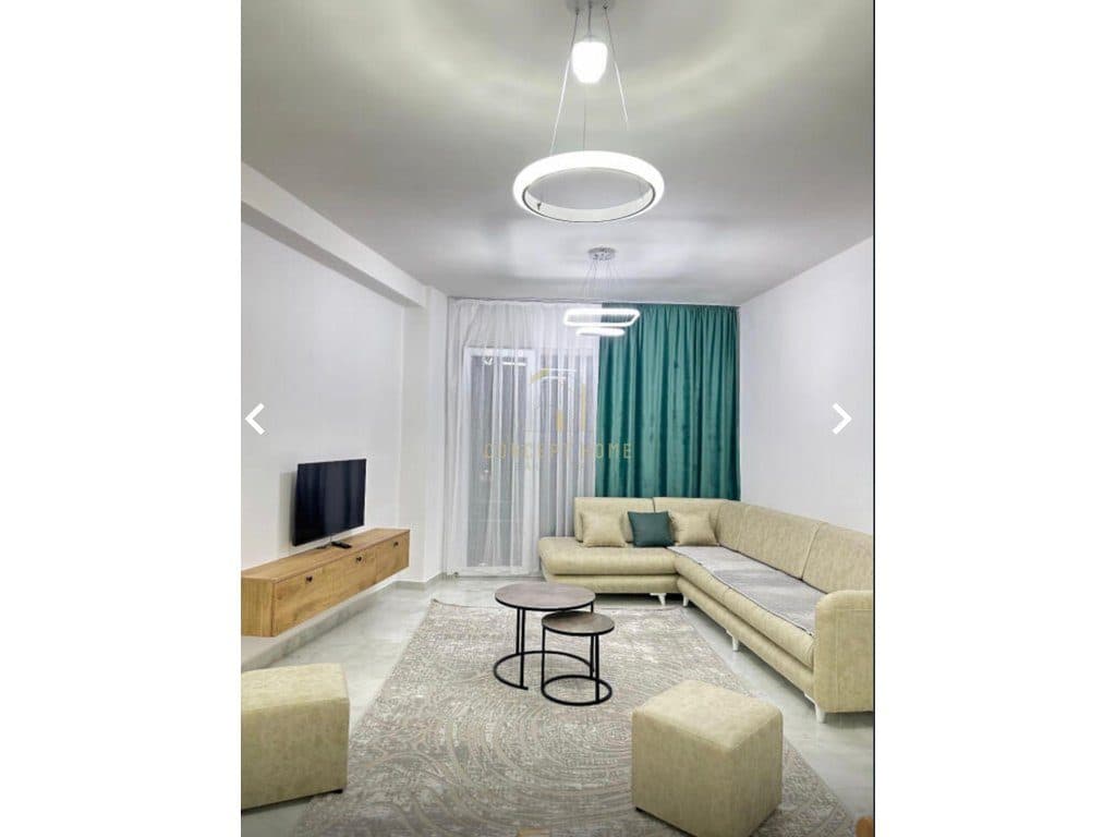 Jepet me qera apartamenti 2+1+2 ne Astir 3
