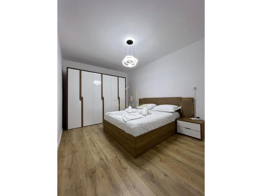 Shitet apartament 2+1 tek Rruga e Kavajes
