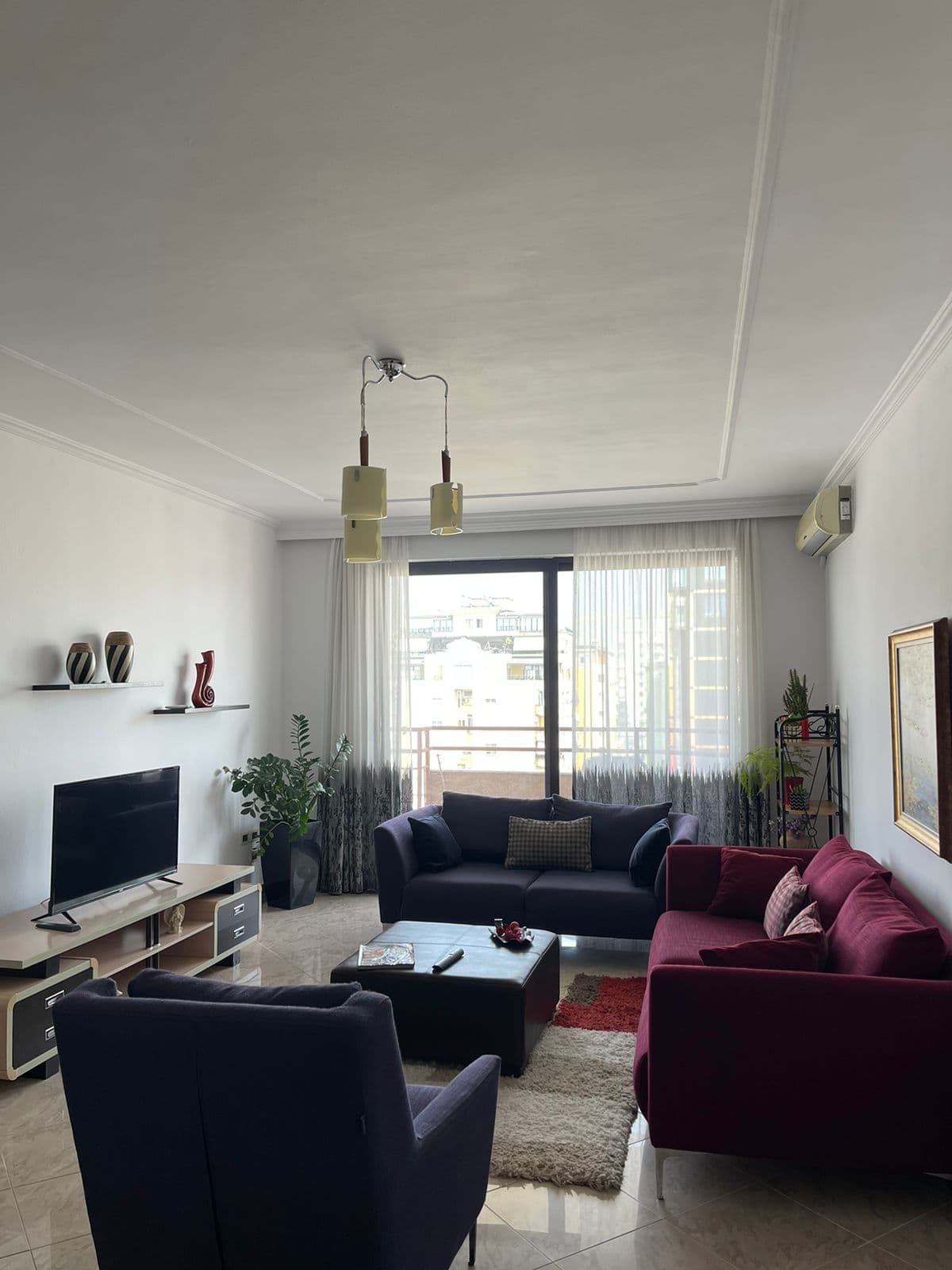 Apartament 2+1+2 për Qira në Blloku, Tiranë - 800€ | 140 m² 2