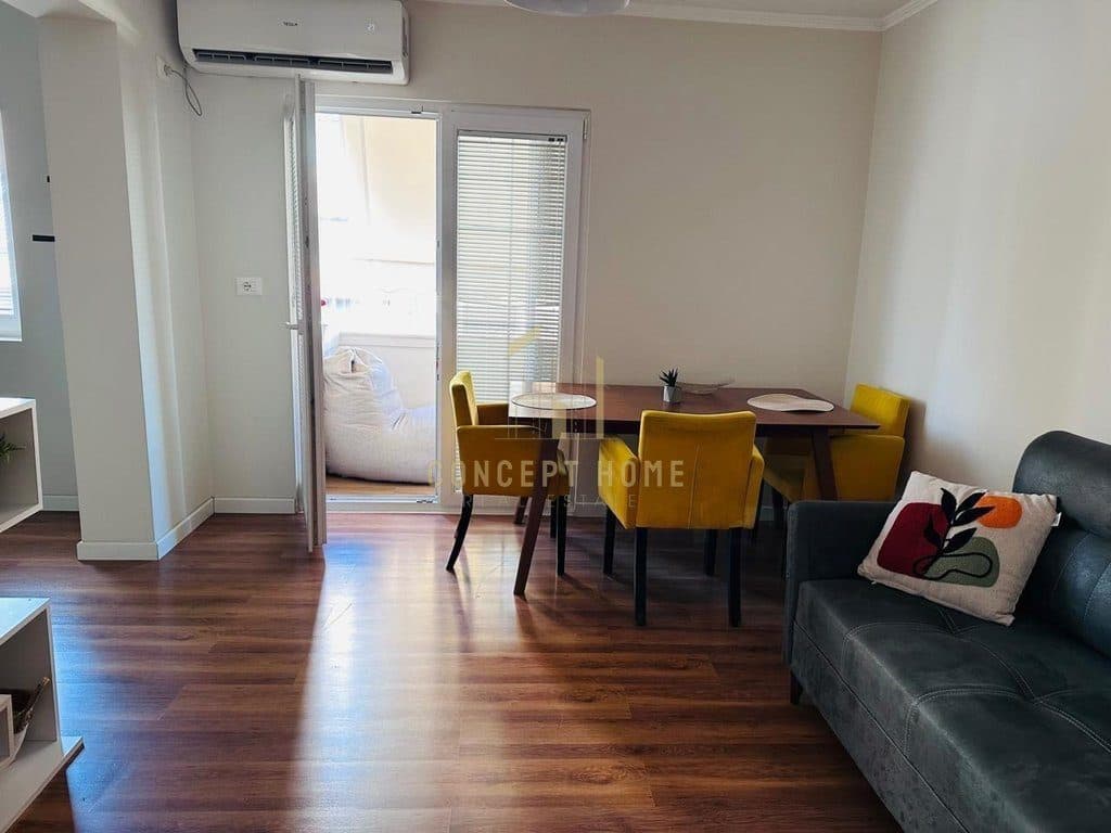 Shitet apartament 1+1 Rruga Siri Kodra 2